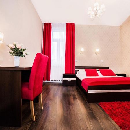 Dwor Olimp Hotel Stalowa Wola Ngoại thất bức ảnh